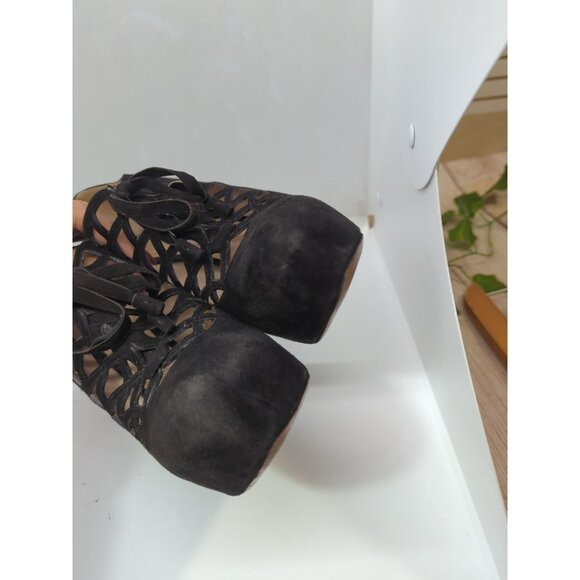 PRADA WOMEN'S Black Suede Cage Hidden Platform Pumps with Back Zipper Size 37 - Picture 4 of 10